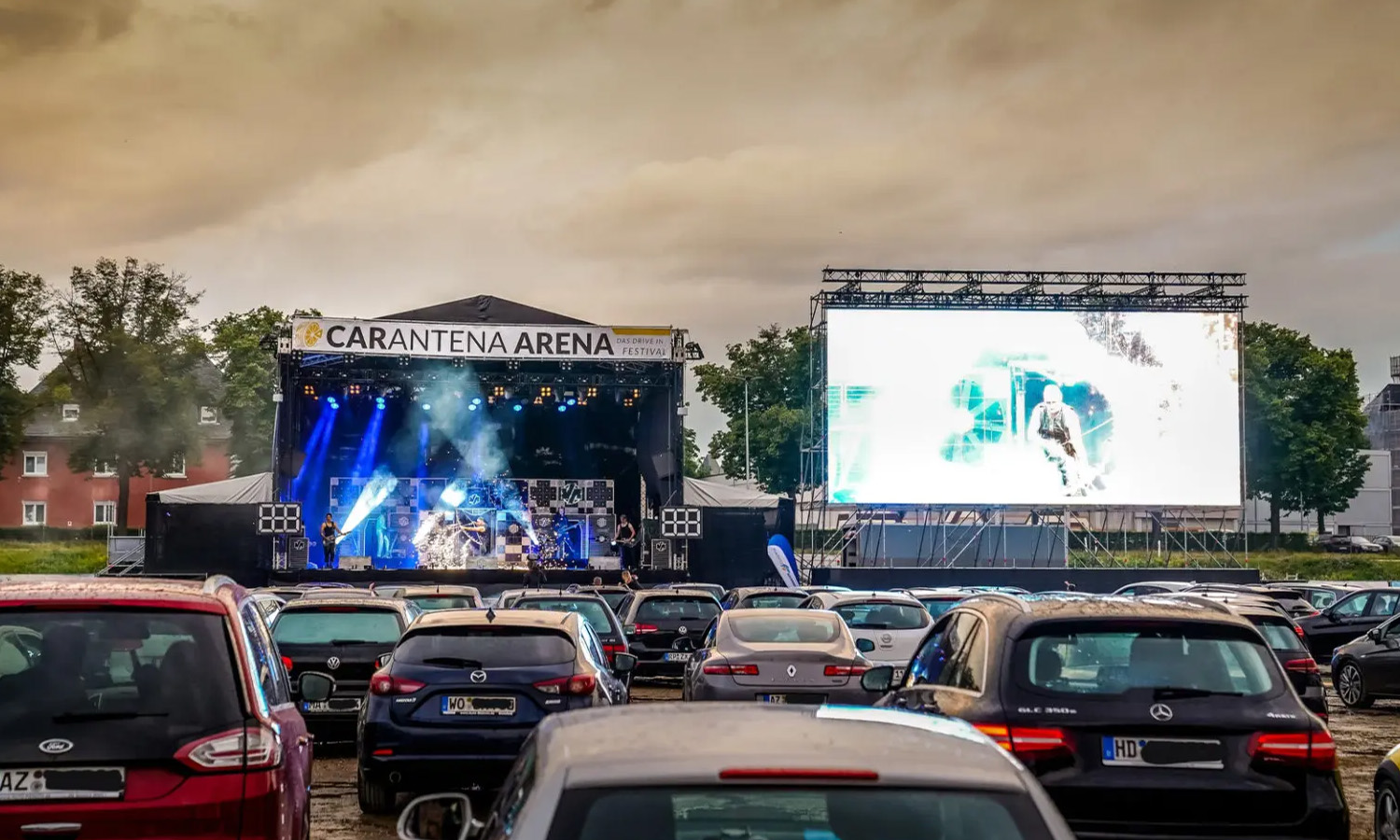 Völkerball live mit Rammstein-Tribute-Show in der CARantena Arena Worms 2020