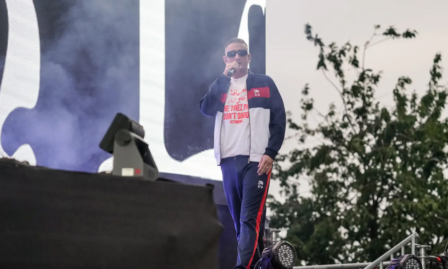 Haftbefehl live am 10. Juli 2020 beim CARStival auf dem Maimarktgelände Mannheim