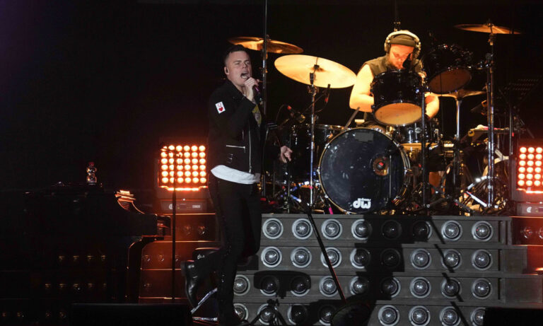 Marc Martel bei „One Vision of Queen“ am 5. Oktober 2024 in der SAP Arena Mannheim