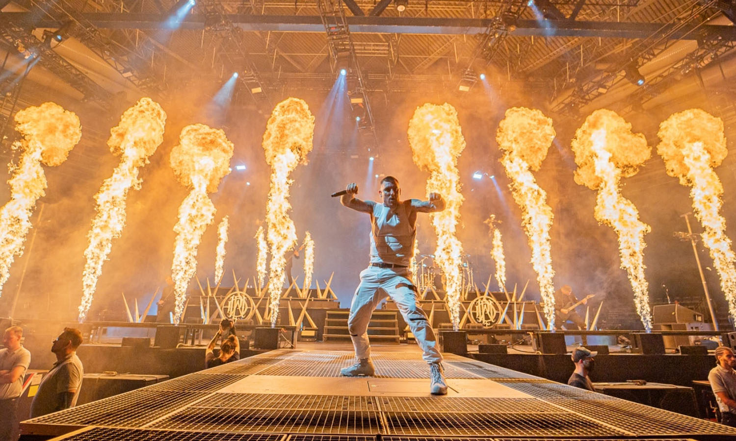 Parkway Drive live in der Festhalle Frankfurt mit kraftvoller Metalcore-Show, spektakulärer Bühneninszenierung und begeisterten Fans