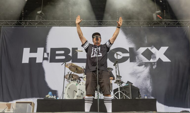 H-Blockx live beim exklusiven Wohnzimmerkonzert im Radio BOB! Funkhaus mit intimer Atmosphäre und begeisterten Fans