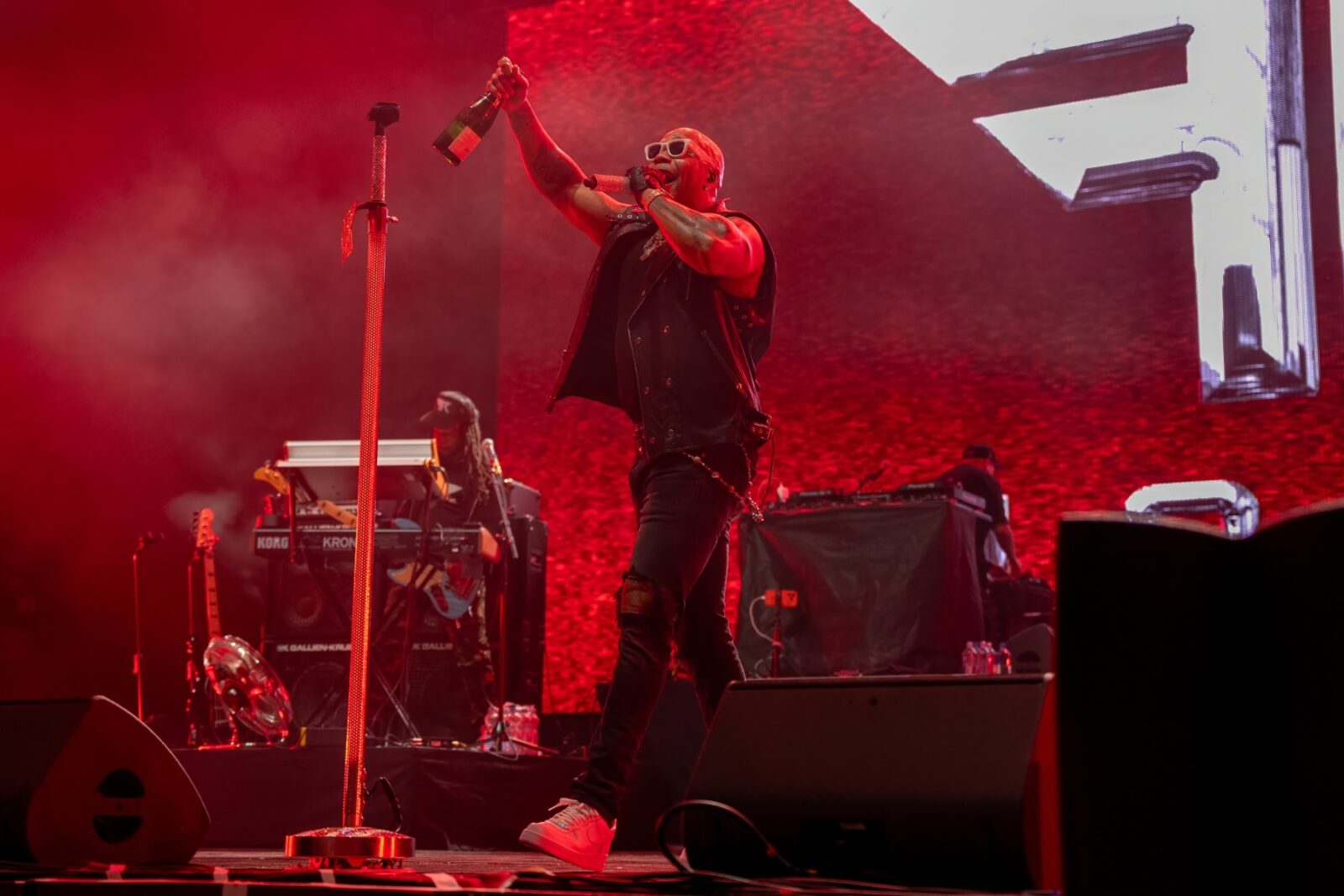 Flo Rida live bei der „Club Can't Handle Europe Tour 2026“ in der Festhalle Frankfurt mit energiegeladener Show und begeisterten Fans