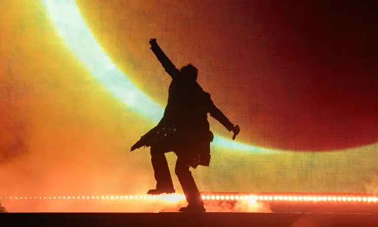 Michael Patrick Kelly live bei der „Traces Tour 2026“ in der Festhalle Frankfurt mit emotionaler Bühnenperformance und begeisterten Fans