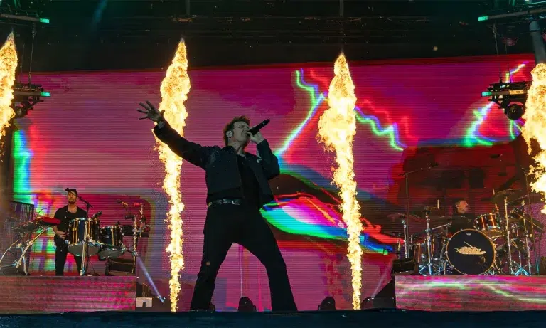 Papa Roach und H-Blockx live beim Biggesee Open Air 2026 mit kraftvoller Rockshow, großer Bühne und begeisterten Festivalfans