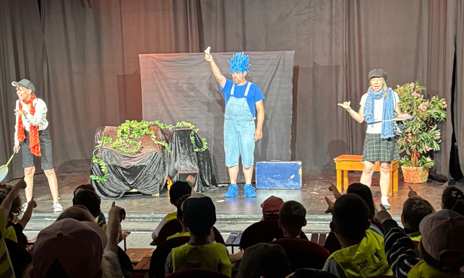 Vorschulkinder besuchen das Theaterstück „Irgendwie anders“ im Theater Alte Werkstatt in Frankenthal