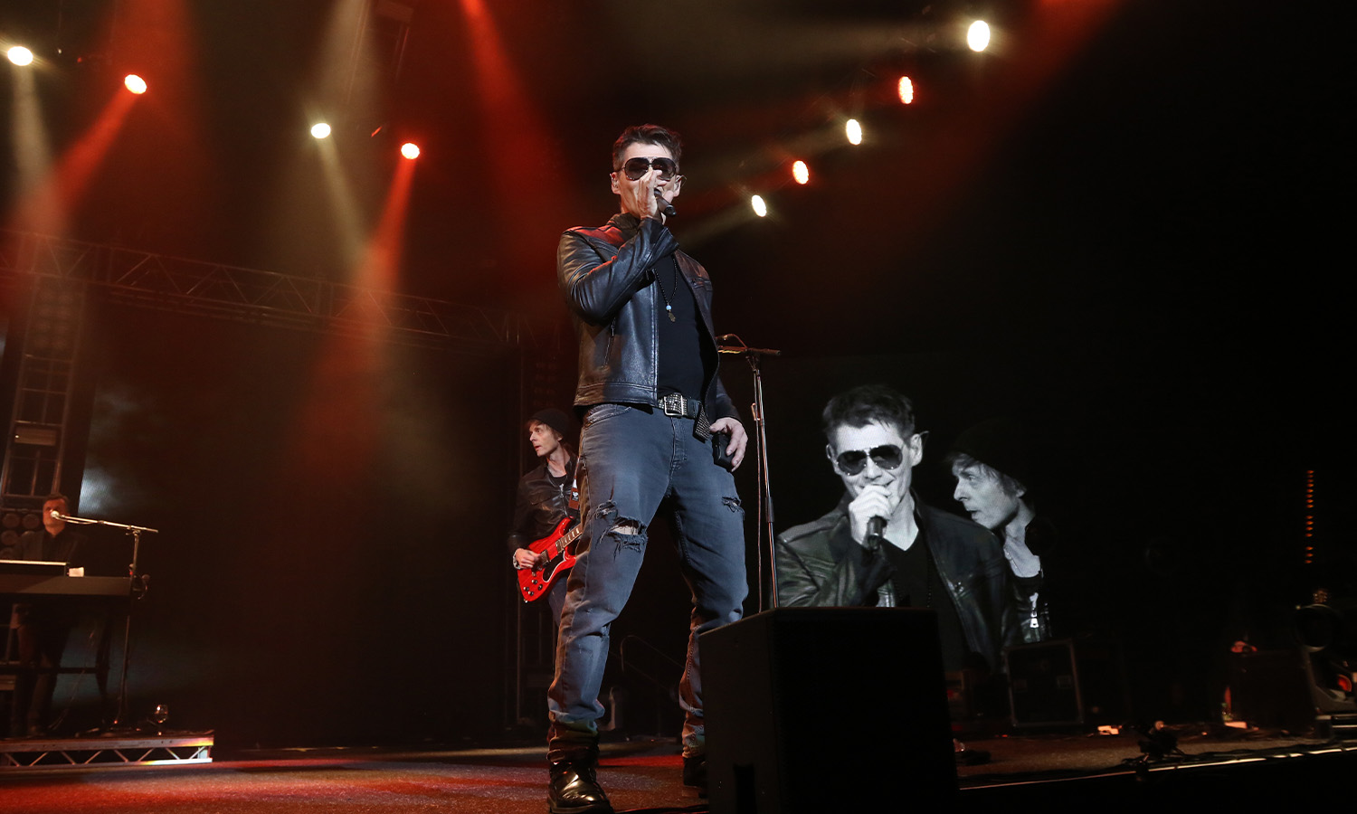 Morten Harket von a-ha am 23. April 2016 während der Cast in Steel Tour live in der SAP Arena Mannheim