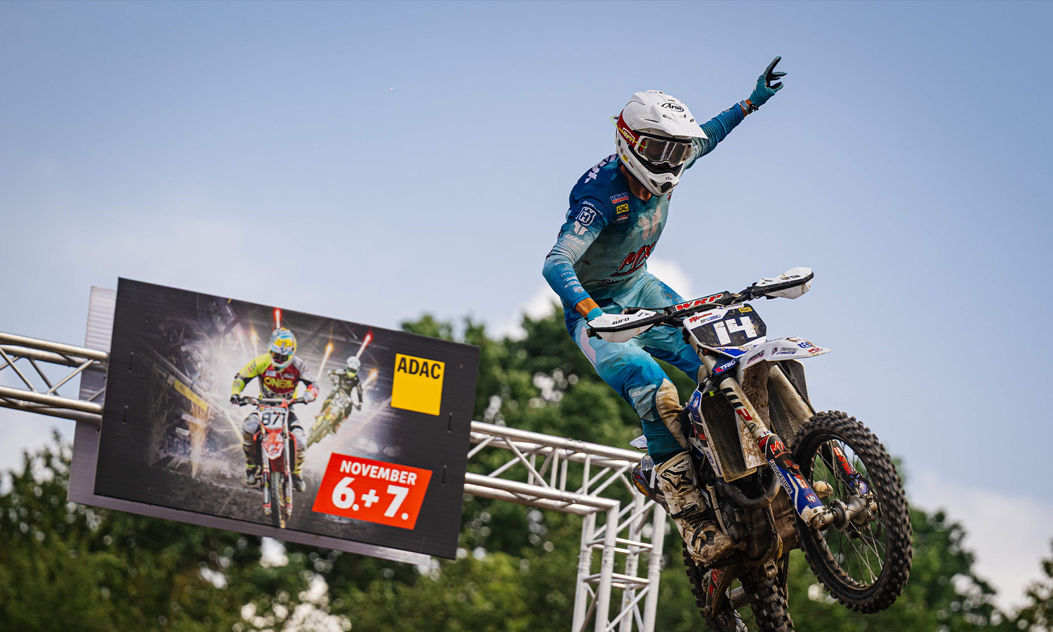 Nachwuchsfahrer beim ADAC MX Masters 2026 in Gaildorf mit Sebastian Leok, Ryan Oppliger und Harry Dale als Klassensieger