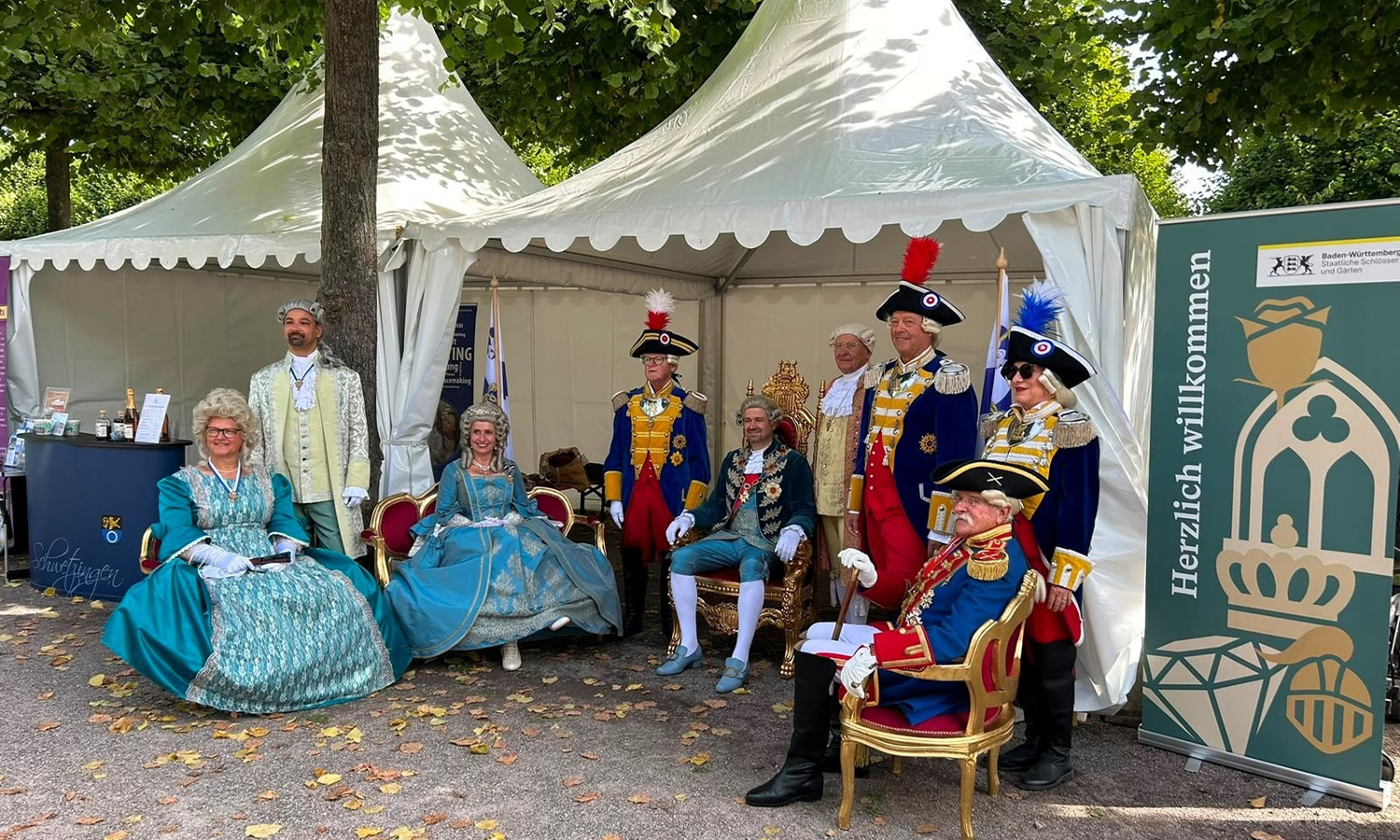 Historische Automobile bei der ASC-Classic-Gala 2026 im barocken Schlossgarten Schwetzingen