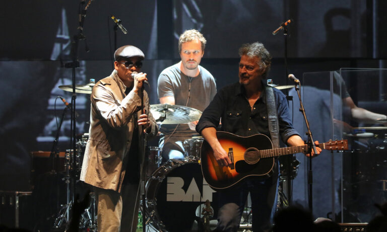 Wolfgang Niedecken mit BAP am 8. Juni 2016 bei der Jubiläumstour im ausverkauften Rosengarten Mannheim
