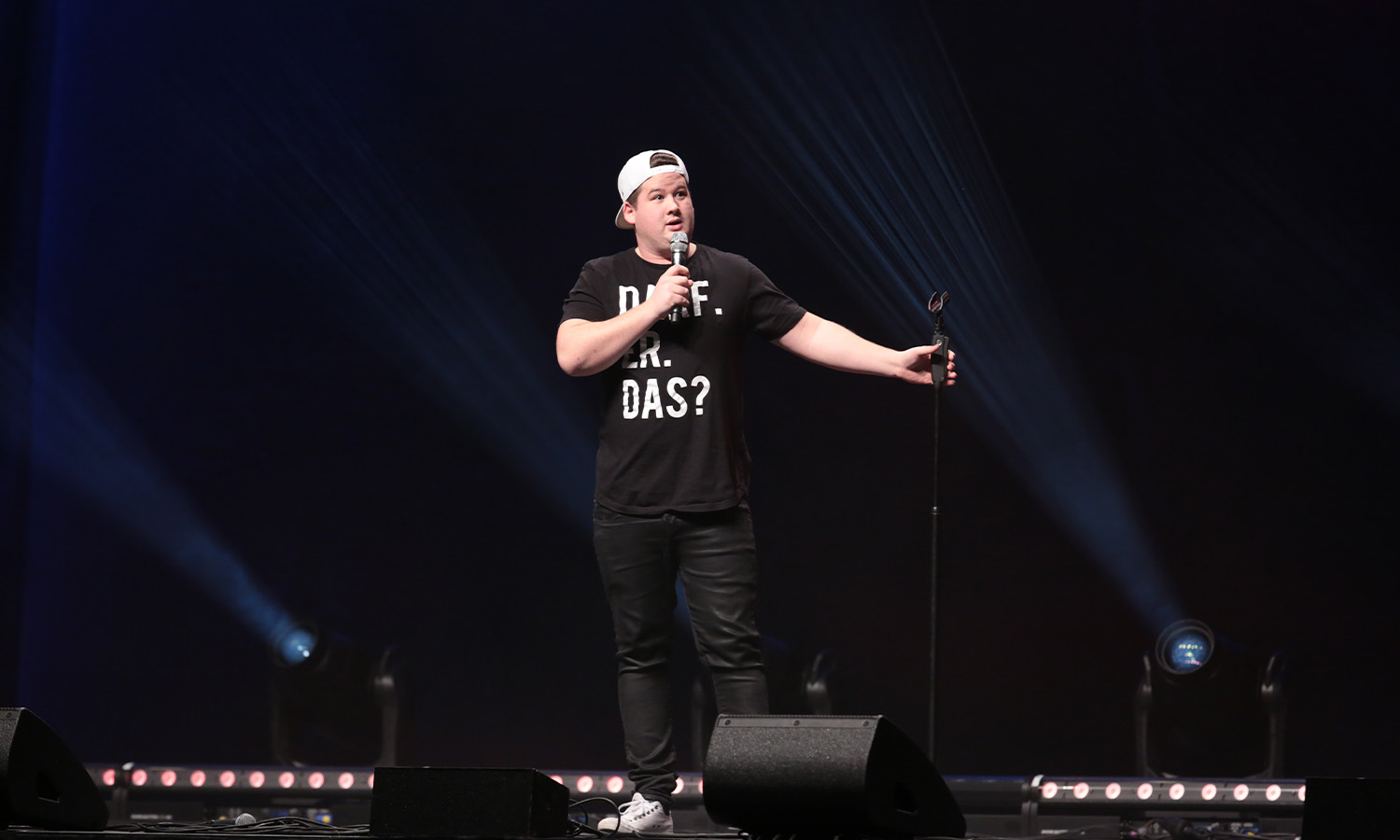 Chris Tall bei „Selfie von Mutti!“ am 14. Januar 2017 vor 8.000 Zuschauern in der SAP Arena Mannheim