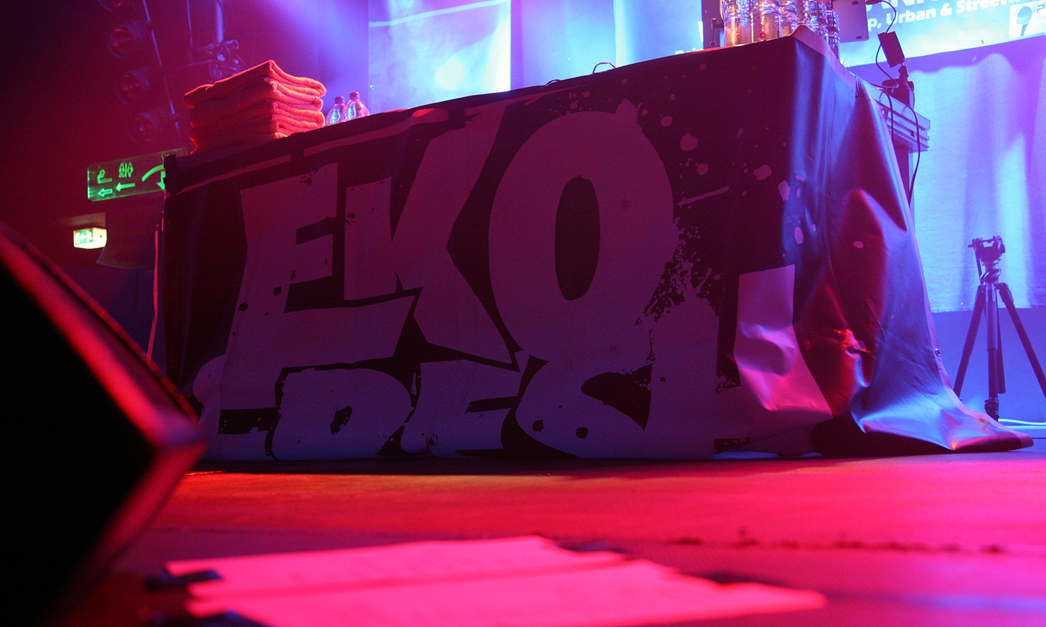 Eko Fresh in Mannheim am 8. Februar 2014 live auf der Bühne der Alten Seilerei