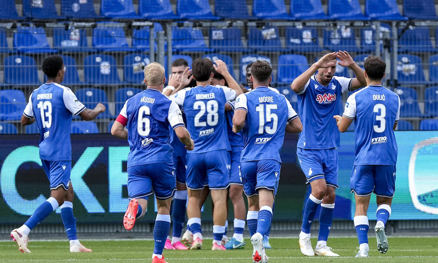 Spielszene zwischen der TSG Hoffenheim II und Jahn Regensburg am 29. August 2026 im Dietmar-Hopp-Stadion