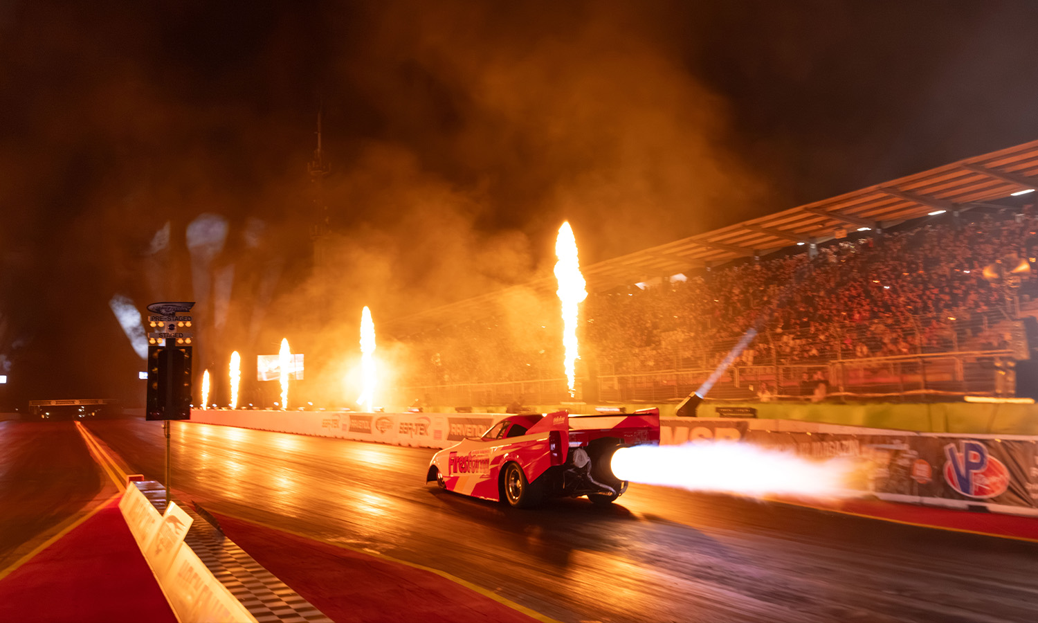 NitrOlympX 2026 am Hockenheimring mit Drag-Racing vor vollen Tribünen und Luke Farrugia beim Europarekord im Funny Bike