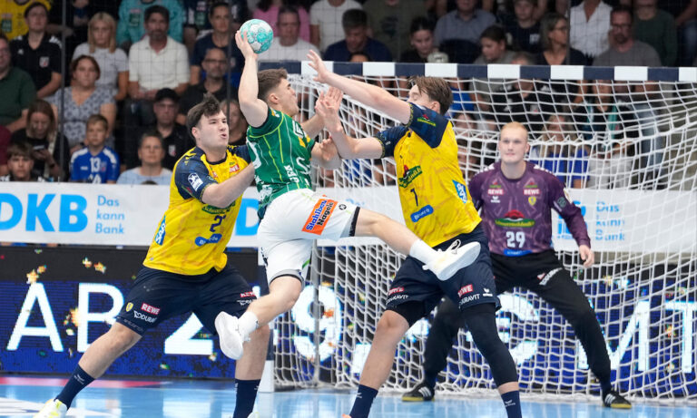 Spielszene zwischen FRISCH AUF! Göppingen und den Rhein-Neckar Löwen am 17. September 2026 in der EWS Arena Göppingen
