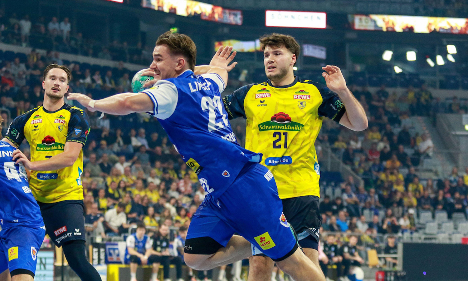 Spielszene zwischen den Rhein-Neckar Löwen und dem ThSV Eisenach am 8. Oktober 2026 in der SAP Arena Mannheim