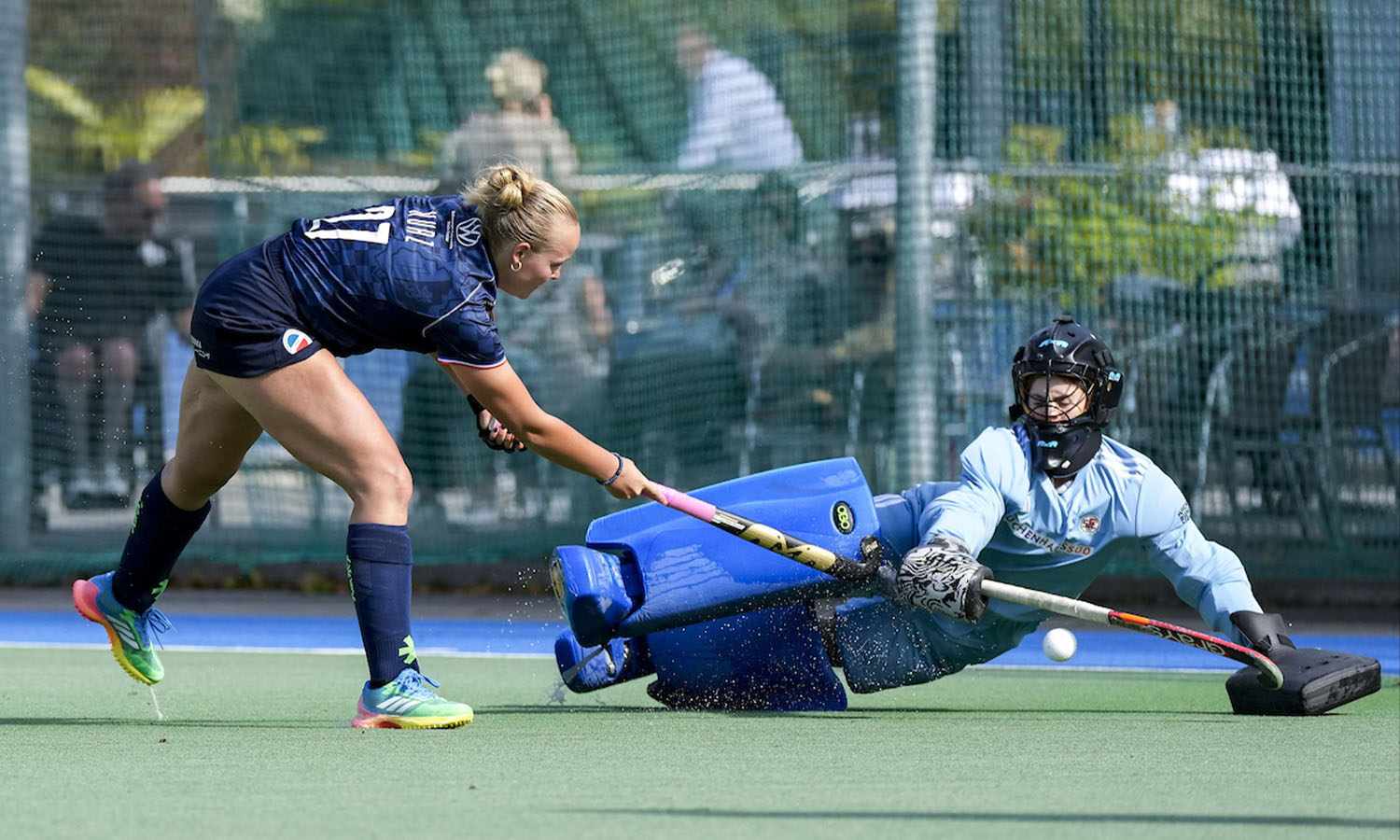 Spielszene zwischen dem Feudenheimer HC und dem SC Frankfurt 1880 am 4. Oktober 2026 in Mannheim